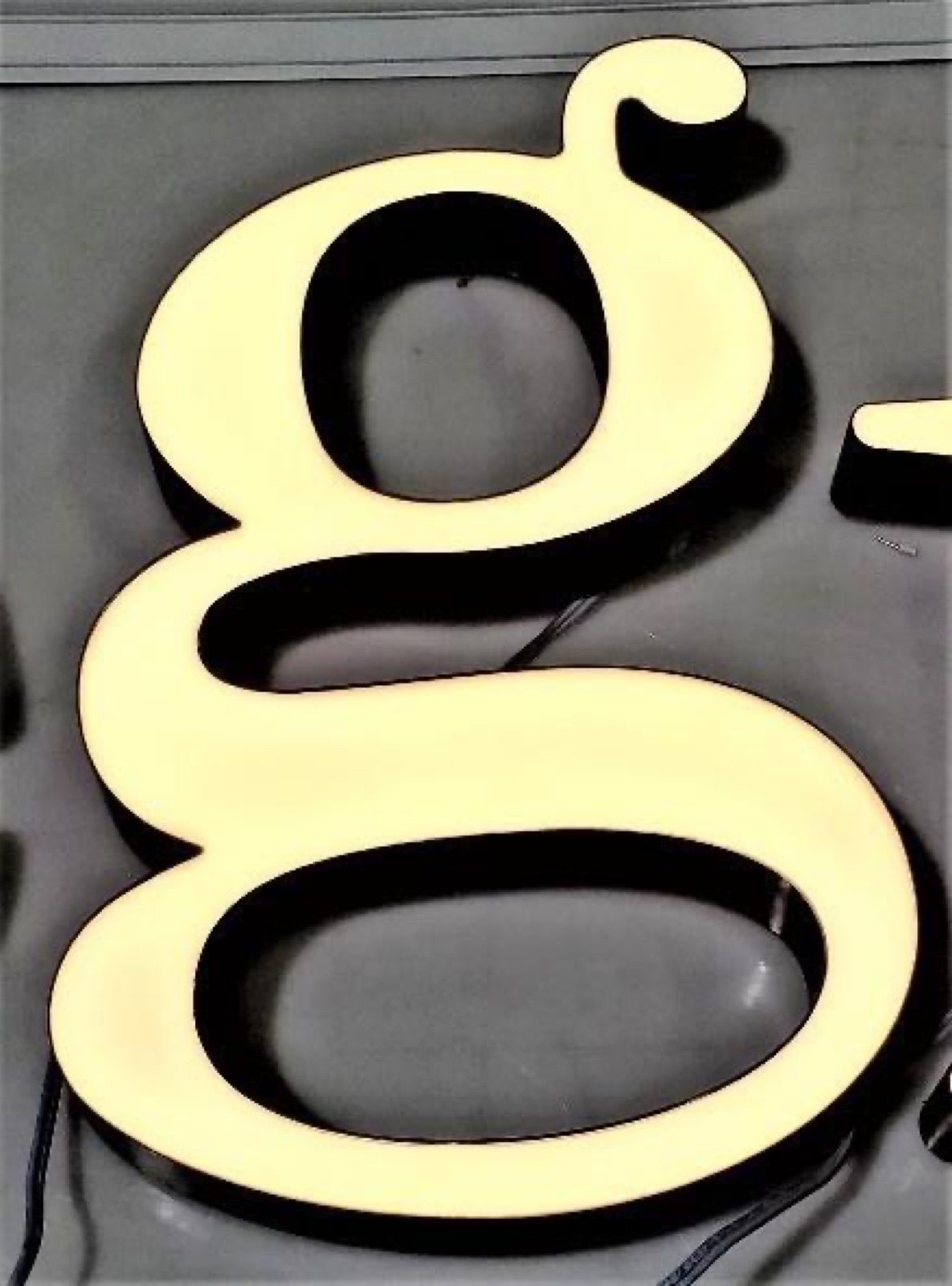 Letters without trim made with Ascent 4AS
