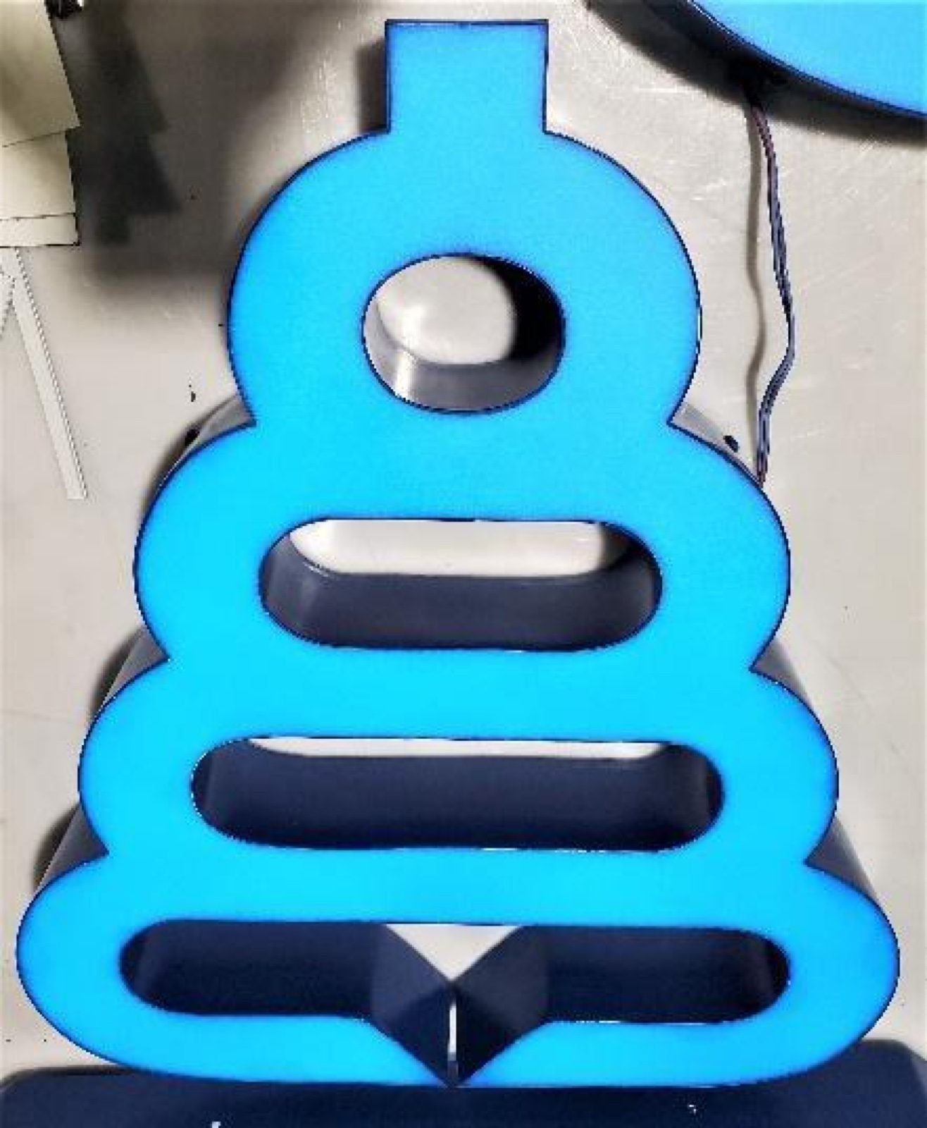 Letters without trim made with Ascent 4AS